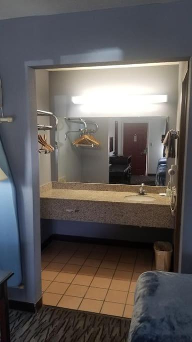 Hotel 2 Queen Beds Hotel Room 226 Booking Stillwater Esterno foto
