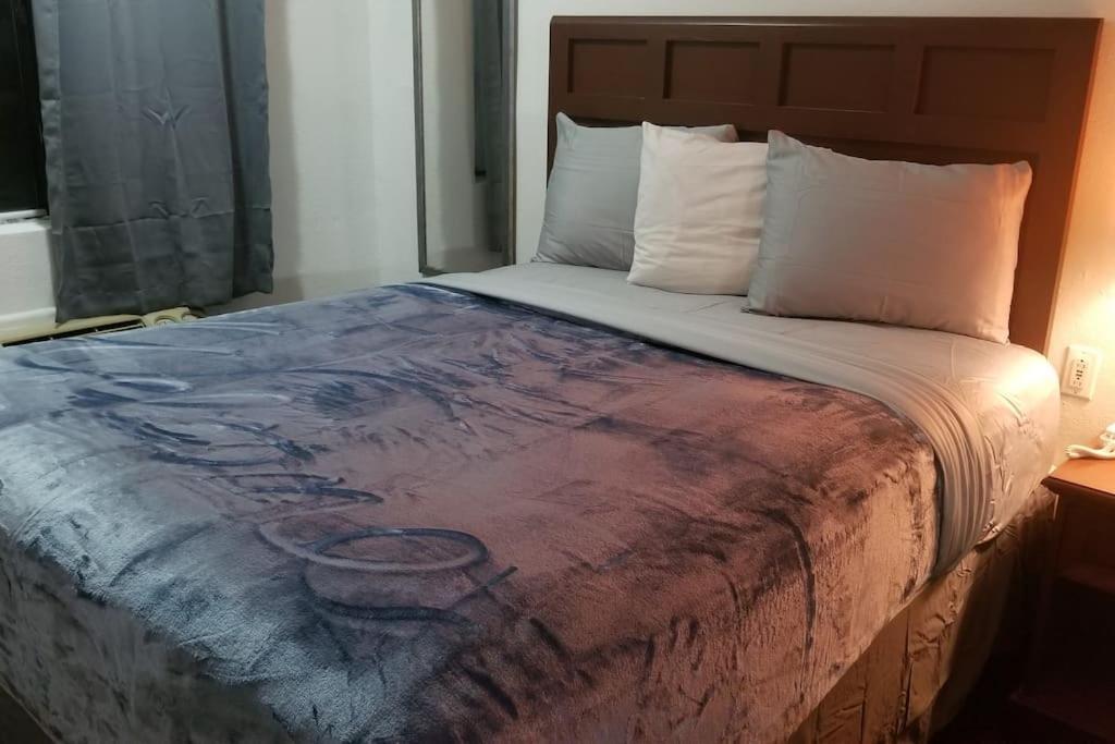 Hotel 2 Queen Beds Hotel Room 226 Booking Stillwater Esterno foto